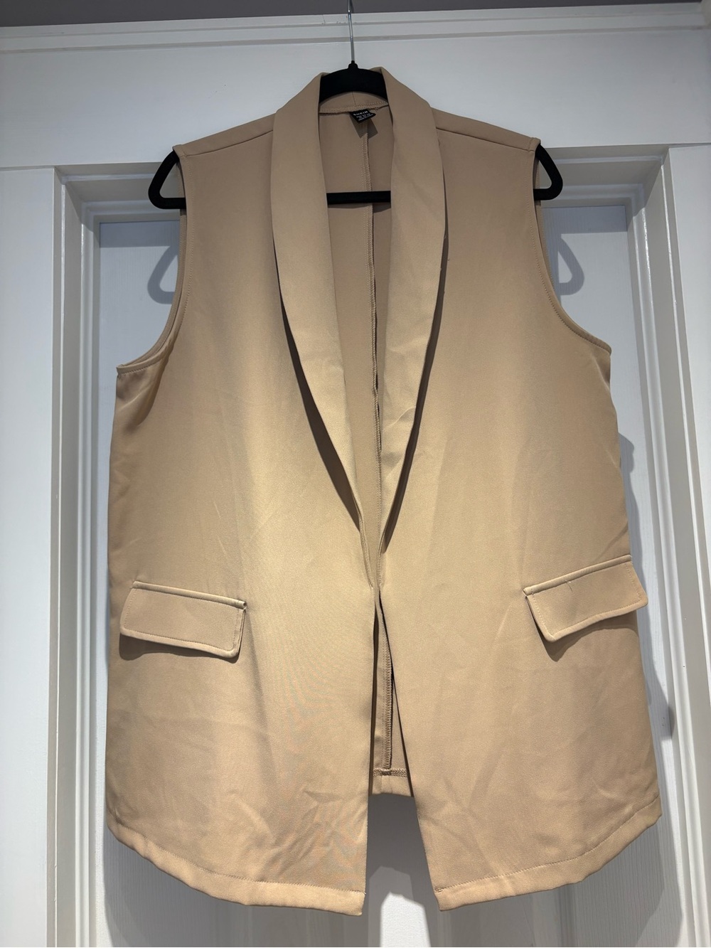 Brand new SHEIN Beige Sleeveless Shawl Collar Vest